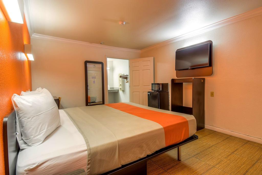 Motel 6-Menifee, Ca Εξωτερικό φωτογραφία
